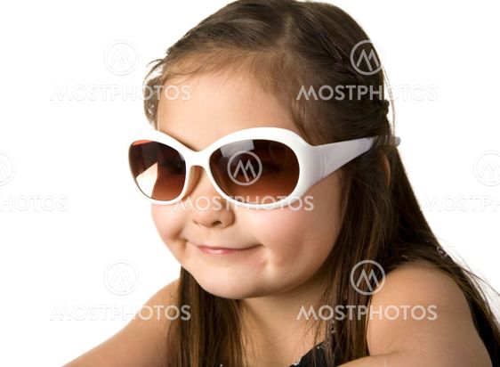 Little girl with sunglasses