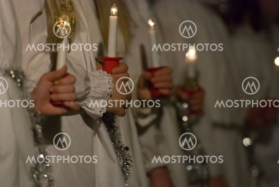 Lucia Hands