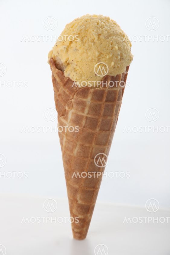 vanilla ice cream cone