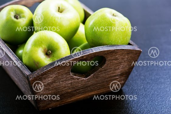 crop of apples