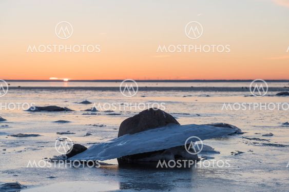 Ice formation by the coast