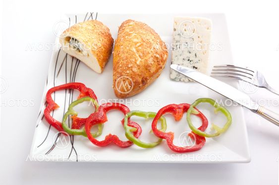 bread stuffed with blue cheese