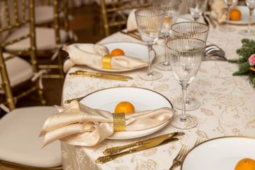 Beautiful table decoration for luxury  event in pink and...