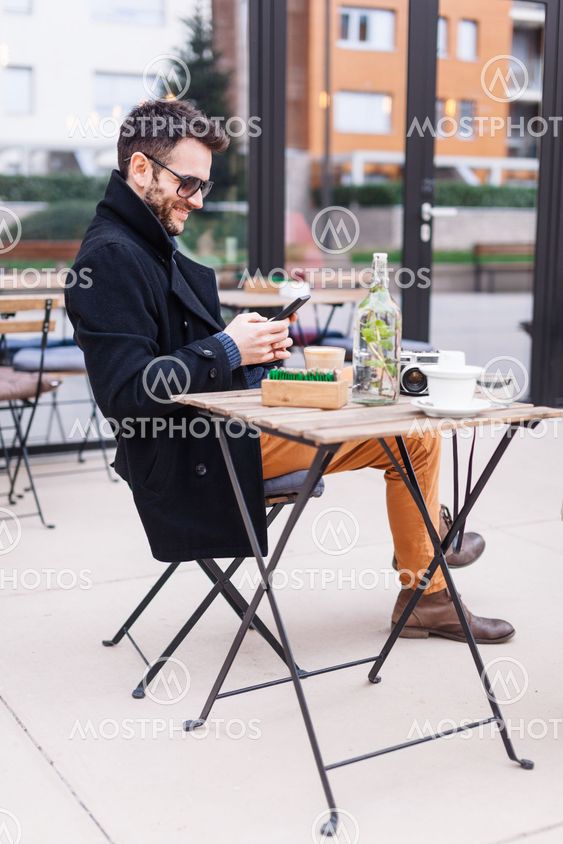 Texting in the cafe