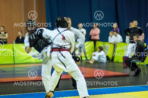 Kobudo competition between boys.