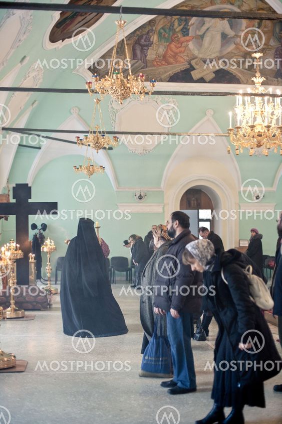 MOSCOW - MARCH 13: Orthodox liturgy with bishop Mercury in High Monastery of St Peter in Moscow on March 13, 2010 in Moscow