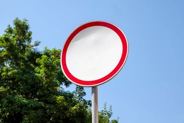 a road sign for regulating traffic on the carriageway