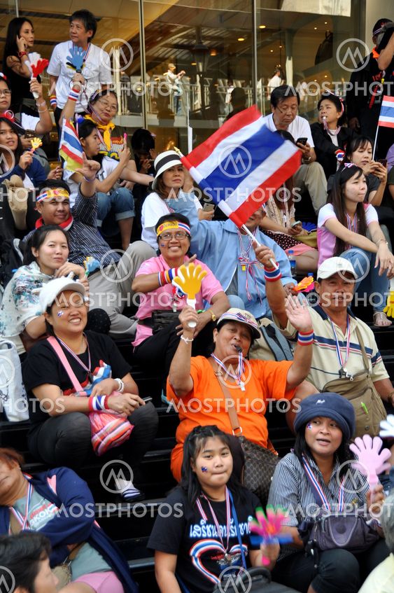 Bangkok, Thailand: Operation Shut Down Bangkok...