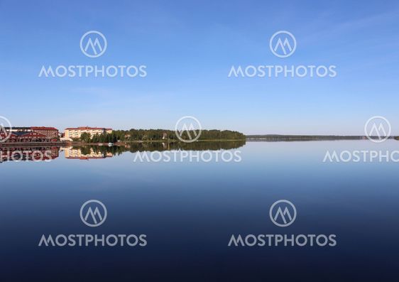 Vindstilla sommarmorgon i Luleå