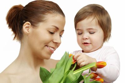Mother and daughter with tulips 