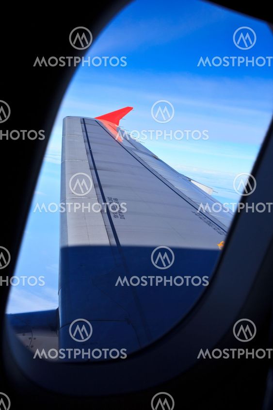 Airplane window5