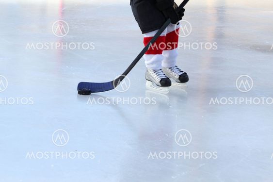 Pond Hockey