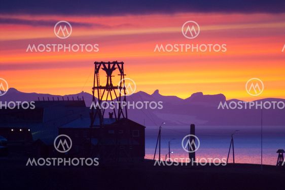 Longyearbyen in sunset