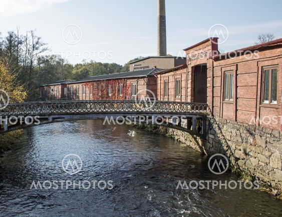 Jonseredsfabriker