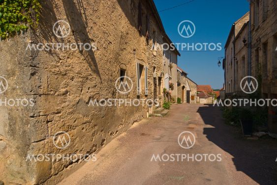 In Flavigny-sur-Ozerain, Burgund/Bourgogne, France