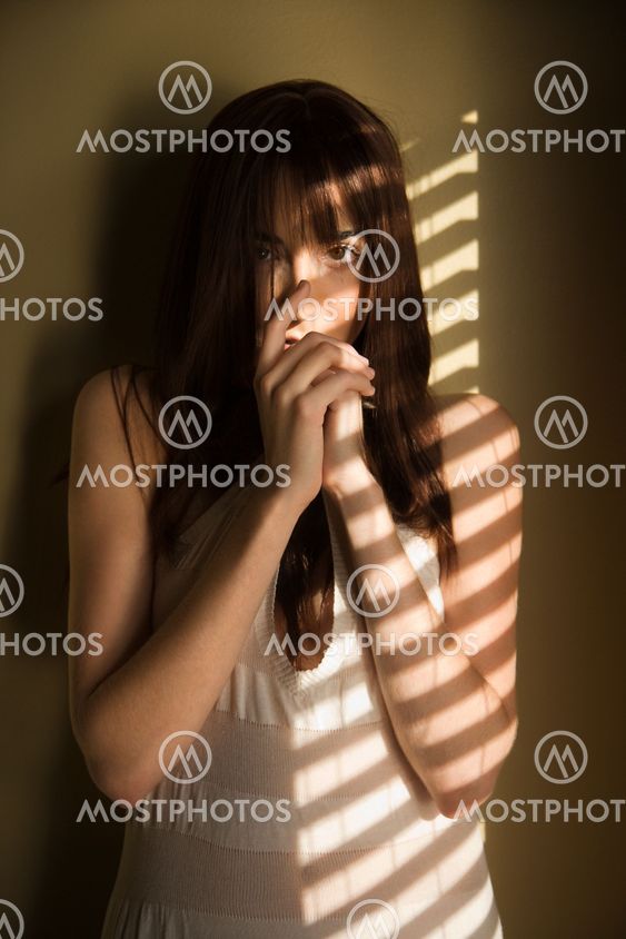 Portrait of woman.
