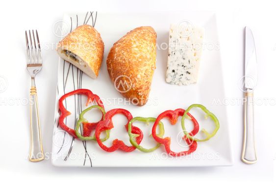bread stuffed with blue cheese