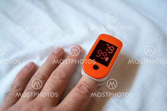 Portable pulse oximeter digital device