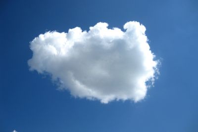 White cloud in blue sky