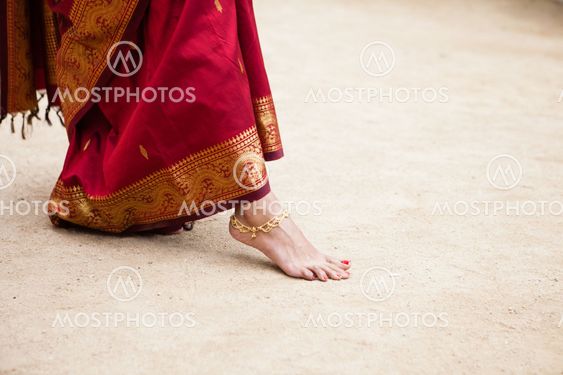 Pretty Dancers foot