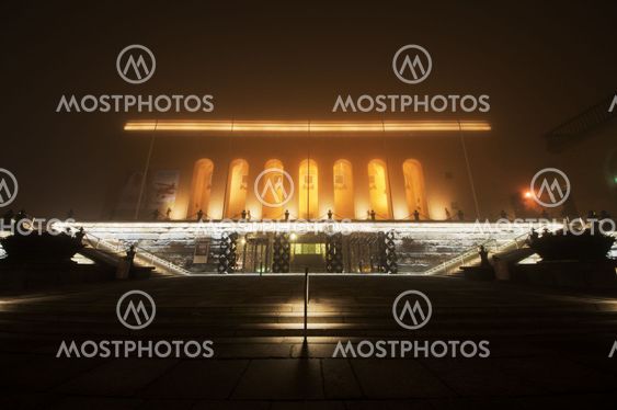 Götaplatsen in Fog