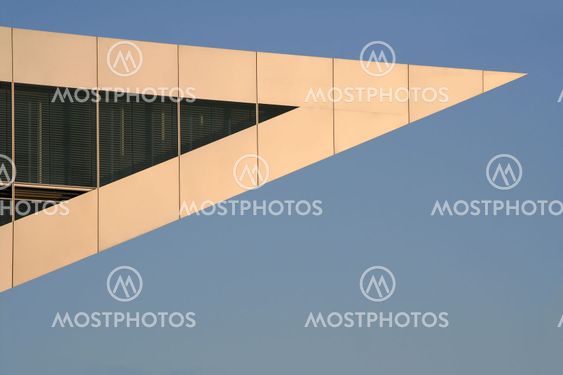 Extreme architecture