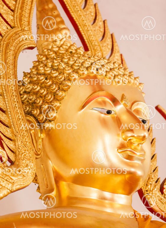 Head of the Buddha in the temple