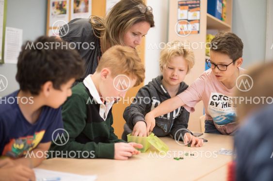 undervisning i lågstadieklass