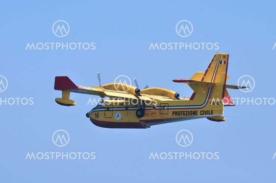 Italienska flygplan (Protezione civile)