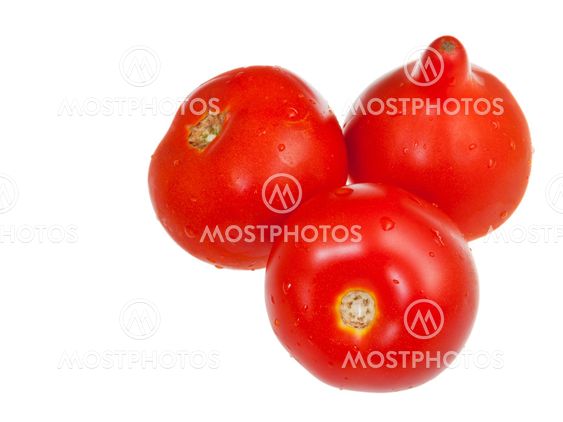red fresh tomatoes