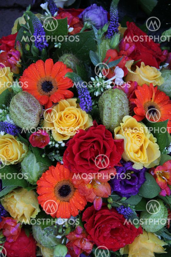 Mixed flower arrangement
