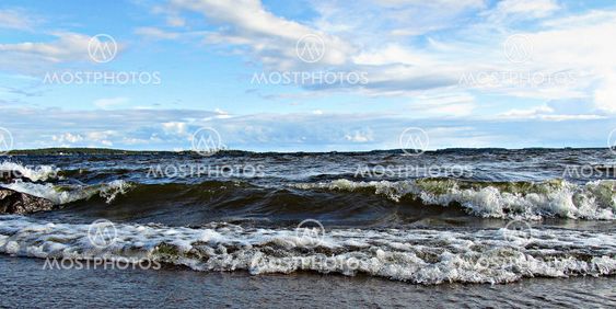 A windy afternoon on Lake Vänern (A windy afternoon at the lake Vanern)