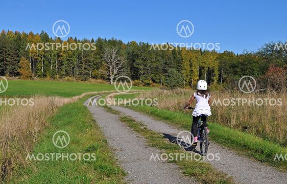 girl mountainbiking