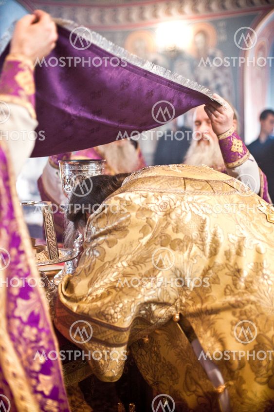 MOSCOW - MARCH 14: Orthodox liturgy with bishop Mercury in High Monastery of St Peter in Moscow on March 14, 2010 in Moscow