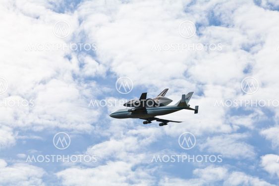 Space shuttle Discovery Flyover over the Washington, D.C. area