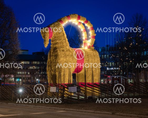 Geschichte Des Julbocks In Gävle – JRRMO