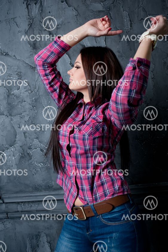the young girl dances