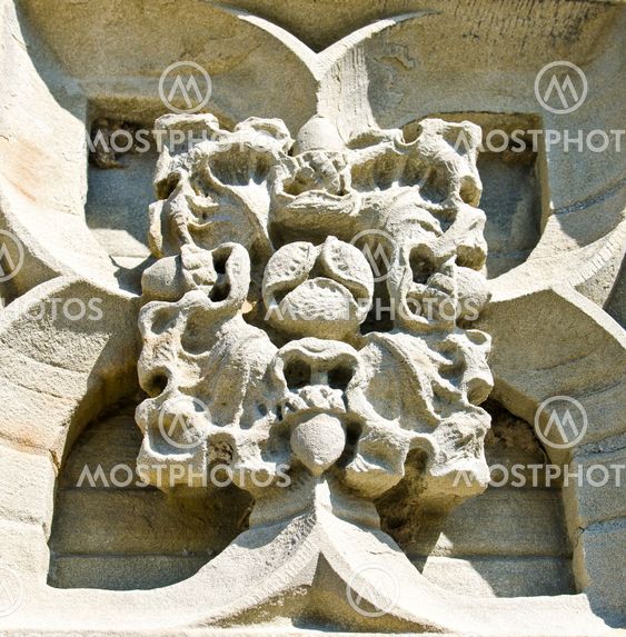 Frieze 4