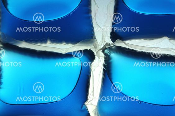 Blue washing capsules detail