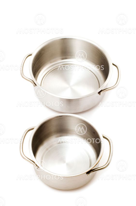 Metal pan på hvid