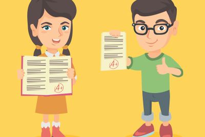 Pupils holding a sheets with the highest mark.