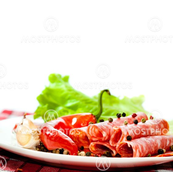 sliced ââsausages with vegetables