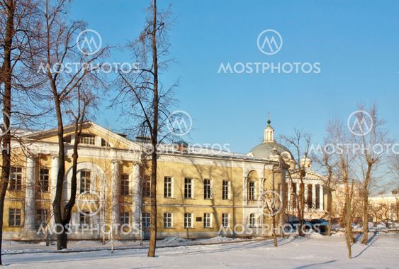 Old-time estate with dome and colonnade