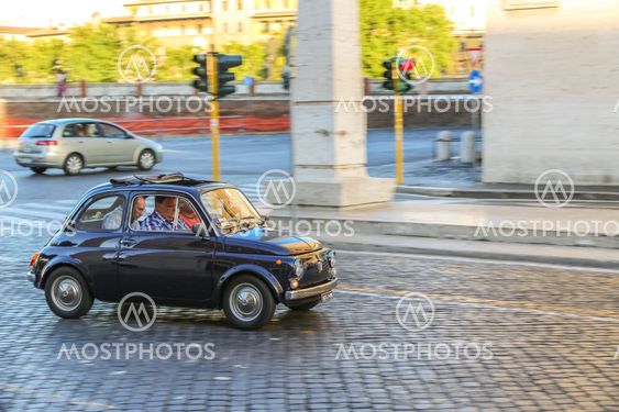 rally of vintage economy car Fiat 500