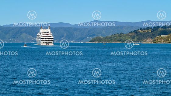 Leaving Wellington harbour