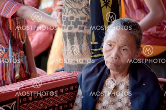 Torajat old nainen surua