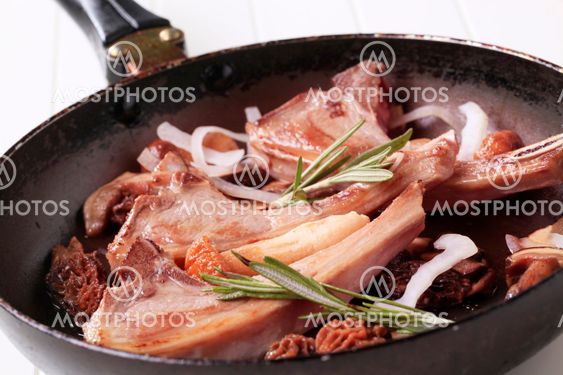 Pan-roasted lamb chops and mushrooms