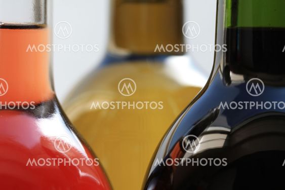 vin flasker i tæt op