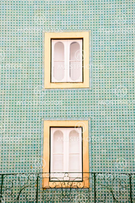 Window with tiles