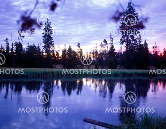 Sunrise over Deschutes River, Oregon